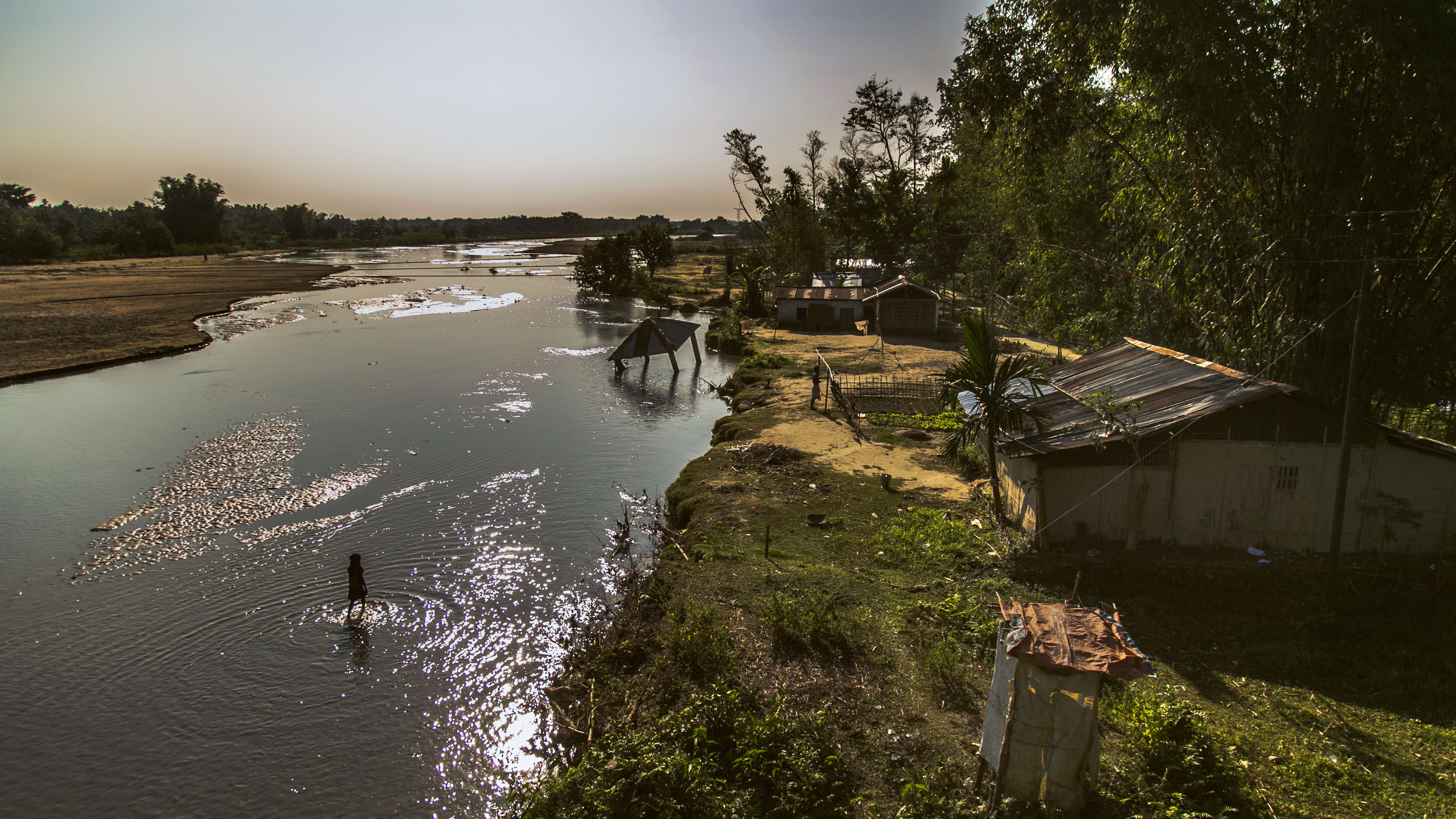 Dwellings_threatened_by_flooding.jpg
