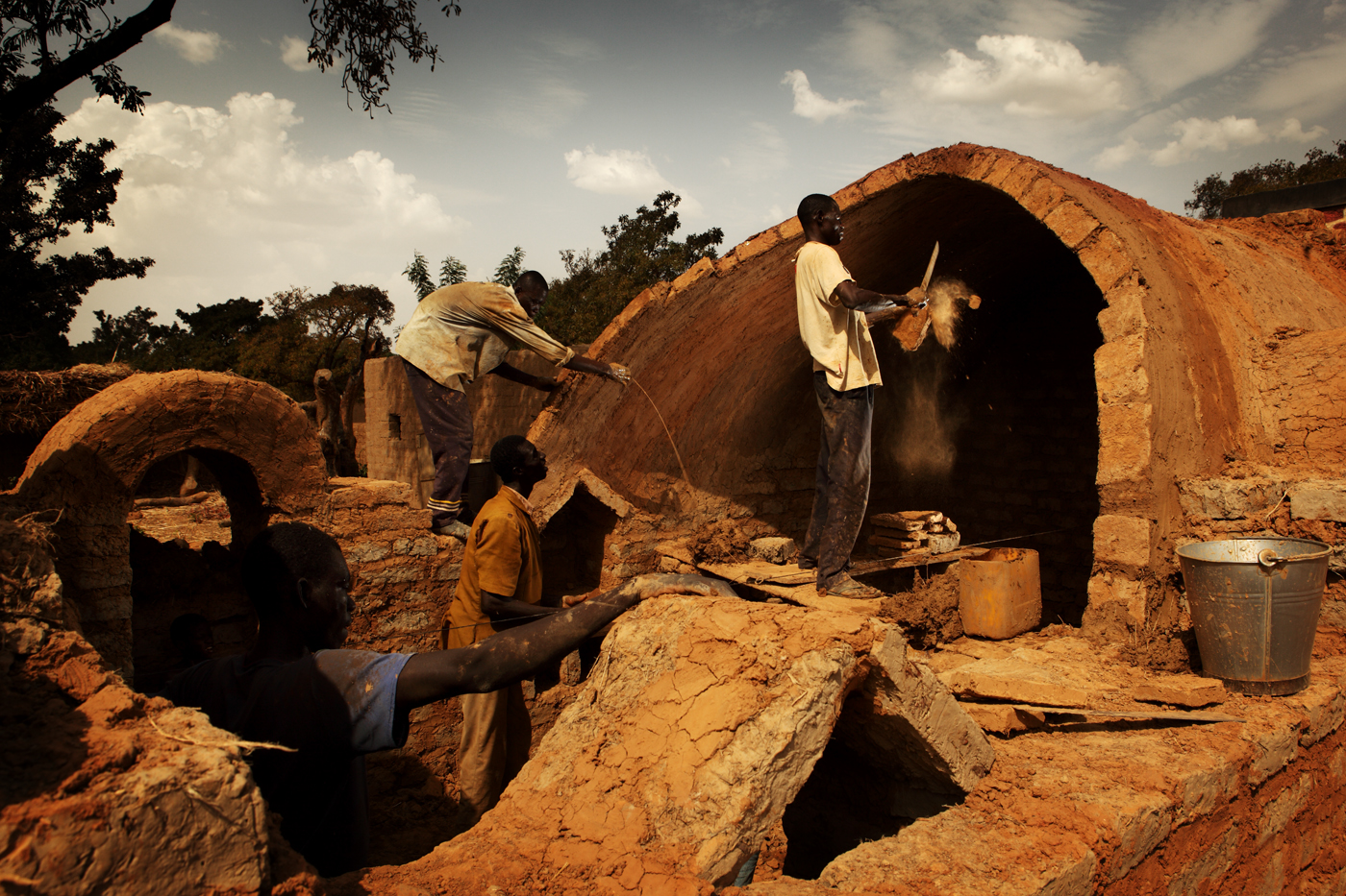 Earth_Roofs_of_the_Sahel.jpg