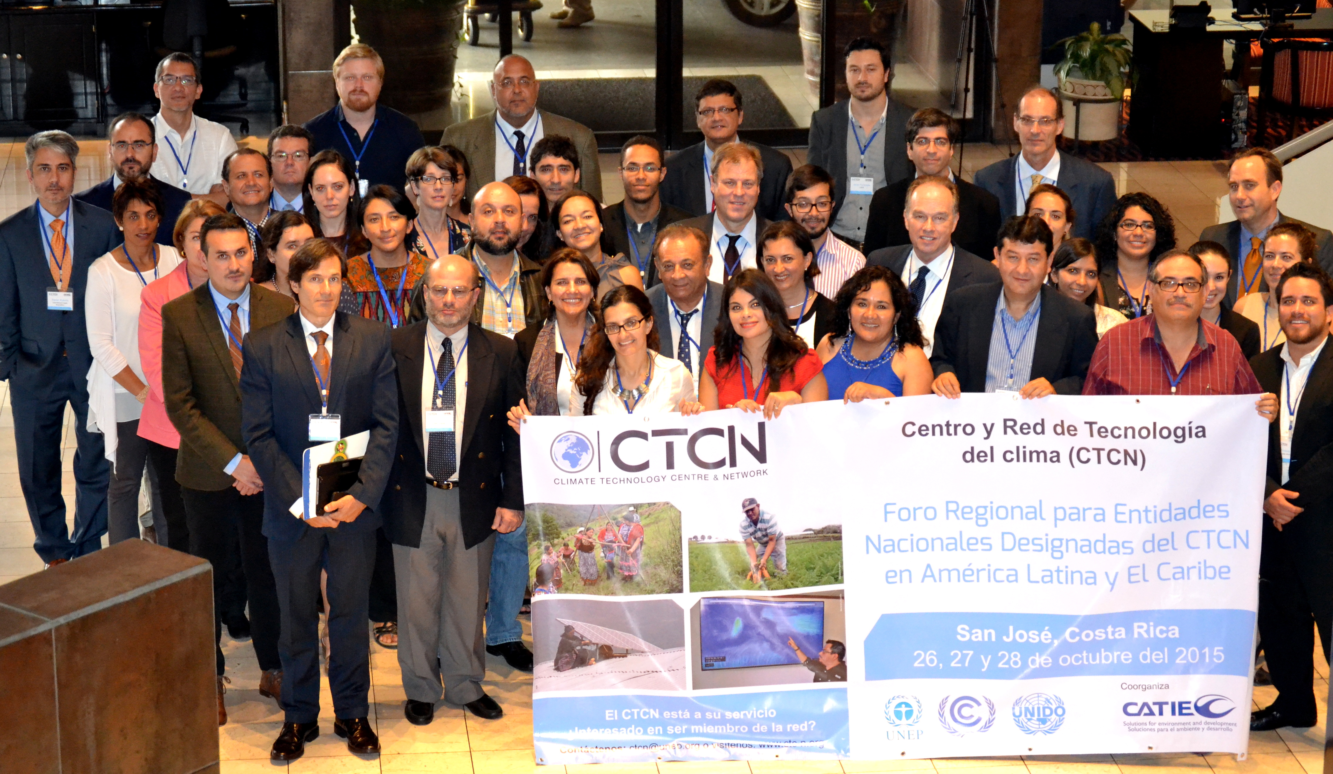 Foto de grupo foro regional ctcn.jpg