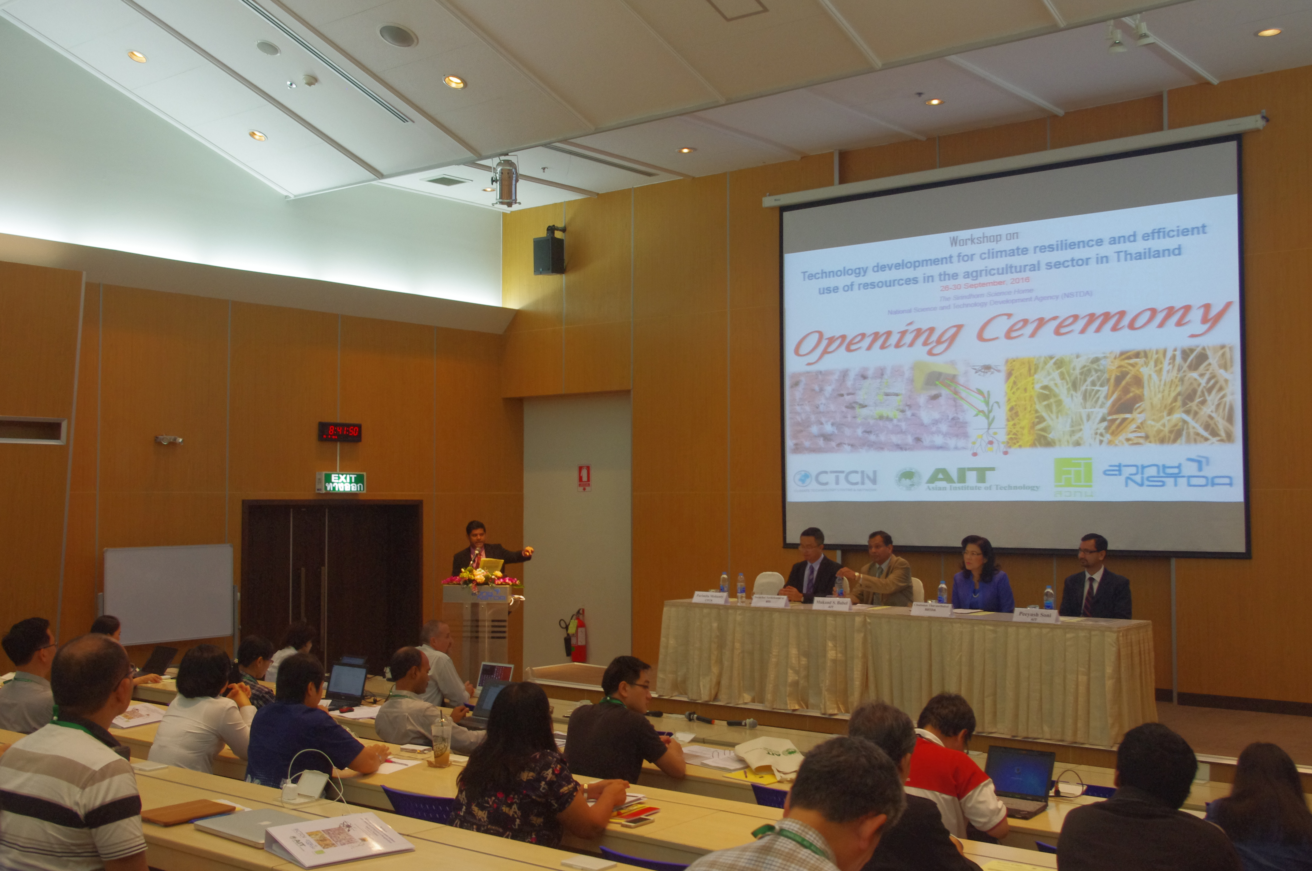 opening_session-3.jpg